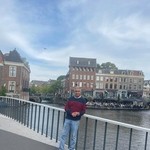sameer, 52 (4 , 0 )